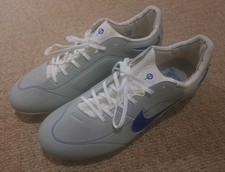 Nike Tiempo Legend 9 Standard