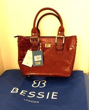 BESSIE LONDON TOTE/HANDBAG MODEL BW6595 BURGANDY FAUX CROCODILE LEATHER - NEW