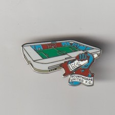 SCUNTHORPE UNITED F.C. Club Crested Ground Enamel Badge FREE POST UK