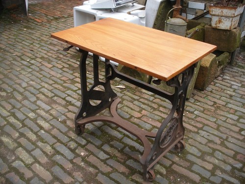 Vintage cast iron neeta - iron,