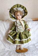 Dress & Bonnet for Antique