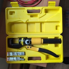 16 Ton 8 Dies Hydraulic
