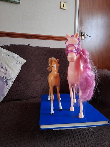 Barbie style horse and foal - style,