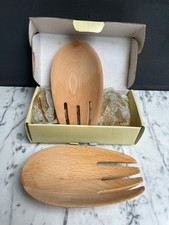 Nigella Lawson Serving Hands