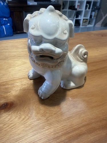 Vintage white ceramic foo dog - foo,