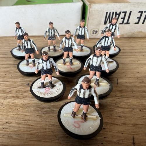 Vintage boxed subbuteo - boxed, team