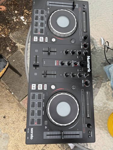 Numark mixtrack platinum - numark,