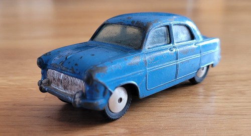 Vintage corgi toys 200m - corgi,