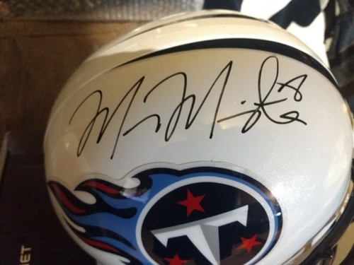 Marcus mariota autographed s - mariota, f/s