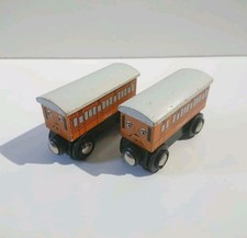 Thomas Wooden Railway Train - Genuine BRIO Annie & Clarabel - Learning Curve ELC