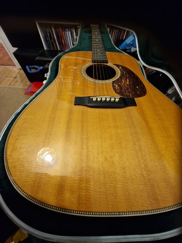 Martin 2004 acoustic - hd-28,