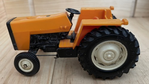 Britains scale 9422 - 1/32,
