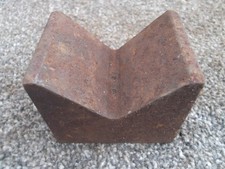 V BLOCK VEE BLOCK, VINTAGE