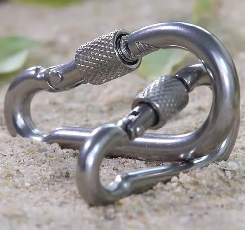 Large carabiner clips - large,