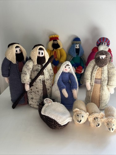 Hand knitted piece - hand, 11