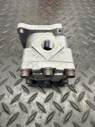 Kubota 67211 76100 hydraulic - kubota, 67211-76100