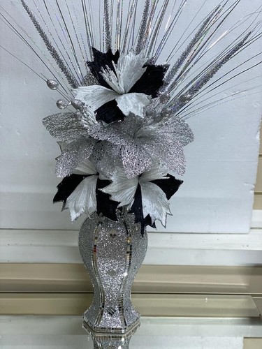 Silver vase with flowers - silver,