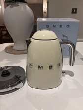 Smeg KLF03WHMUK 3000W 1.7L