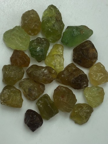 67ct mali garnet rough - garnet,