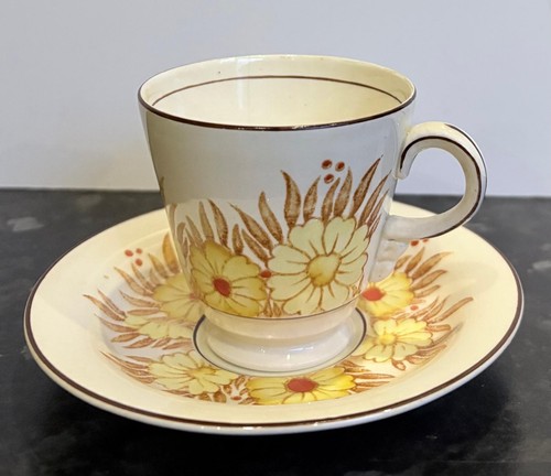 Vintage newhall pottery - newhall,