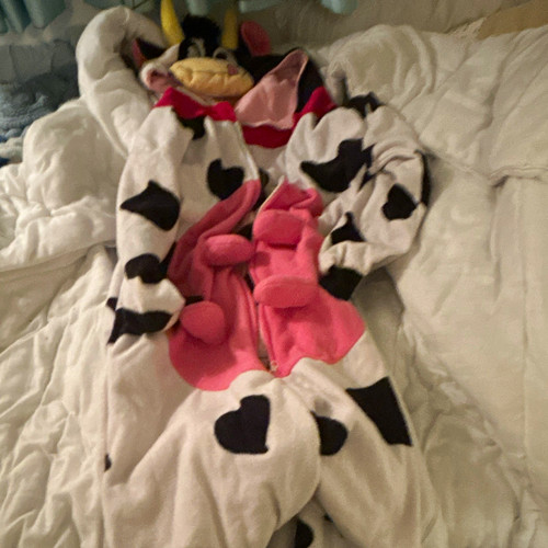 Women cow hooded fleece - women’s,