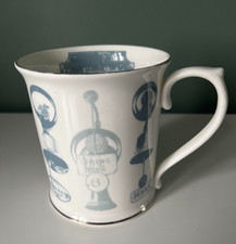 THE NATIONAL TRUST COUNRTY HOUSE LIFE HIS LORDSHIP FINE BONE CHINA MUG