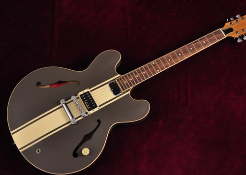 Tom delonge signature - tom, brown