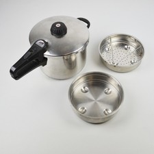 Fissler Pressure Cooker Vitavit - 4.5 Litre