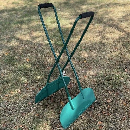 Long handled foam grip leaf - handled,