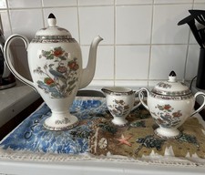 Wedgwood Kutani Crane Large