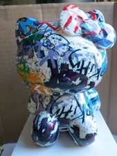 Hello Kitty Graffiti Make Up