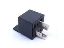 Starter Motor Relay for Piaggio X8, X9, B125 and Xevo 125 125cc, 12V 80A