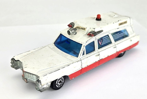 Vtg 1960 dinky toys - vtg,