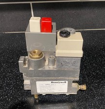 Honeywell V4400C 1237 3 Gas