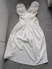 Boohoo Stunning White