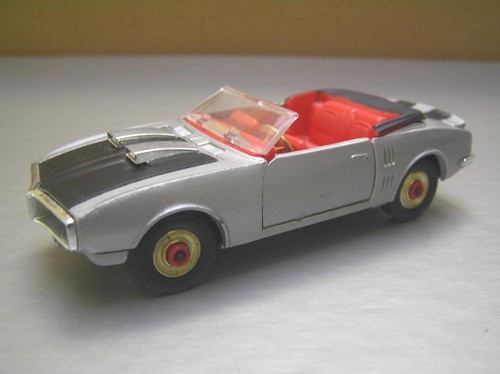 Corgi toys 343 pontiac - toys,