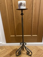 QUALITY LARGE HEAVY WROUGHT IRON FLOOR STANDING SCROLL CANDLE HOLDER & CANDLE