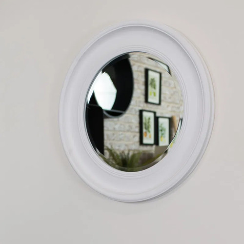 Round vintage white - round,