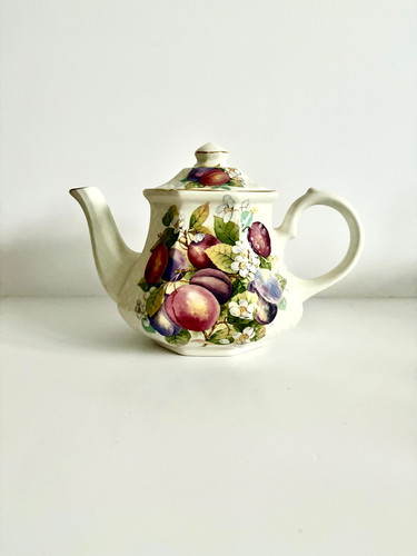 Vintage sadler teapot - made, in