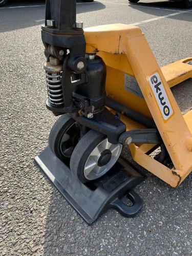 Pallet truck chock stop black - pallet,