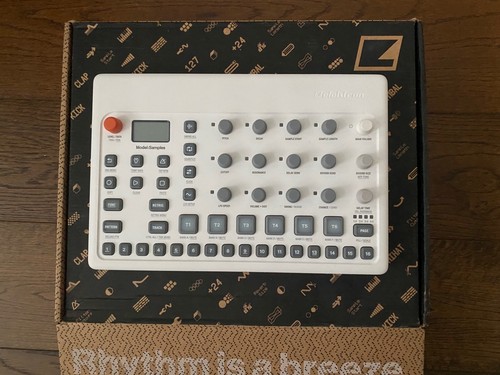 Elektron model samples track - elektron, 6-track