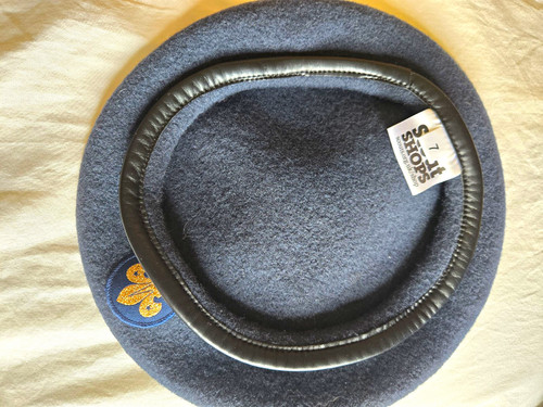 Dark blue air - air, beret