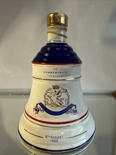 Full decanter of Bells Whisky 75cl Bottled 1988 Beatrice Birth