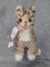 Steiff Vintage Sitting Tabby