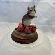 border fine arts. Mouse On