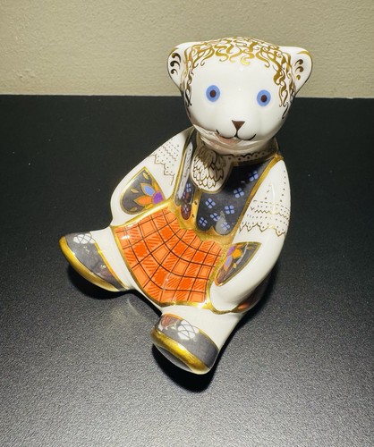 Royal crown derby porcelain - royal,