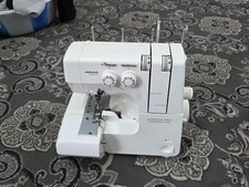 Jaguar 097 overlocking machine