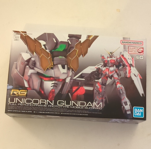 Bandai real grade unicorn - rg,