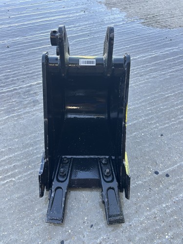 Genuine jcb 8008 digging - genuine,