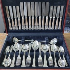 Asprey & Co - 8 Settings Chippendale Canteen - 66pc - Silver Plated Cutlery